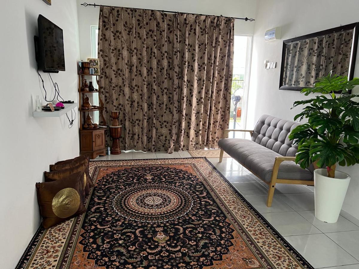 Mieda Rizqi Homestay Kampong Melayu Changkat Larah Экстерьер фото