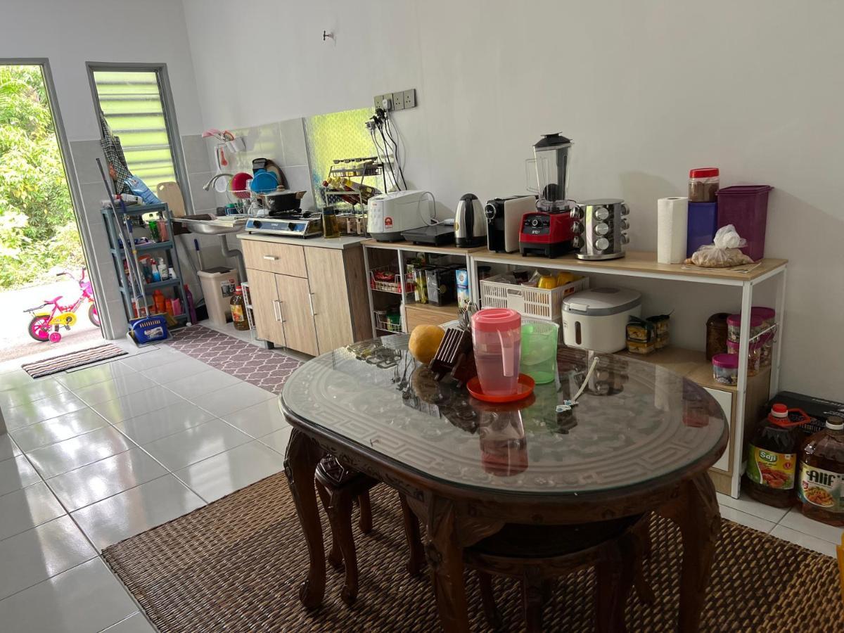 Mieda Rizqi Homestay Kampong Melayu Changkat Larah Экстерьер фото